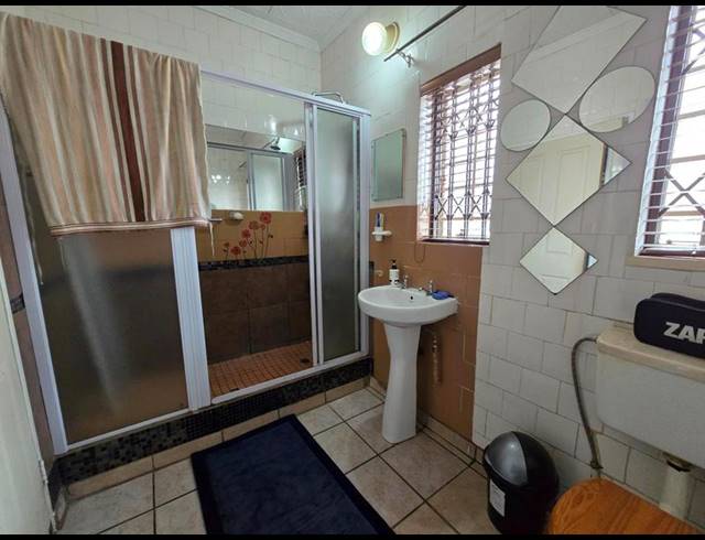 2 BEDROOM TOWNHOUSE FOR SALE IN THREE RIVERS PROPER